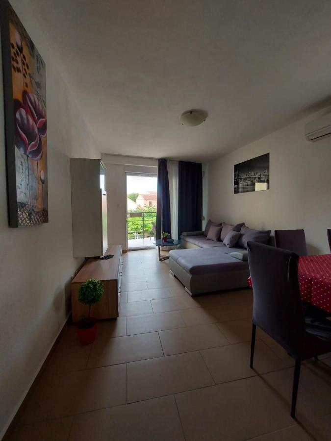 זאדאר Luciano Apartment מראה חיצוני תמונה